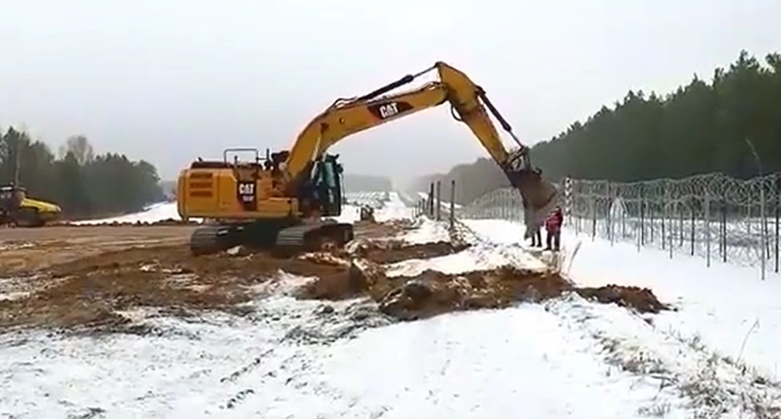 Ruszyła budowa zapory na granicy polsko-białoruskiej