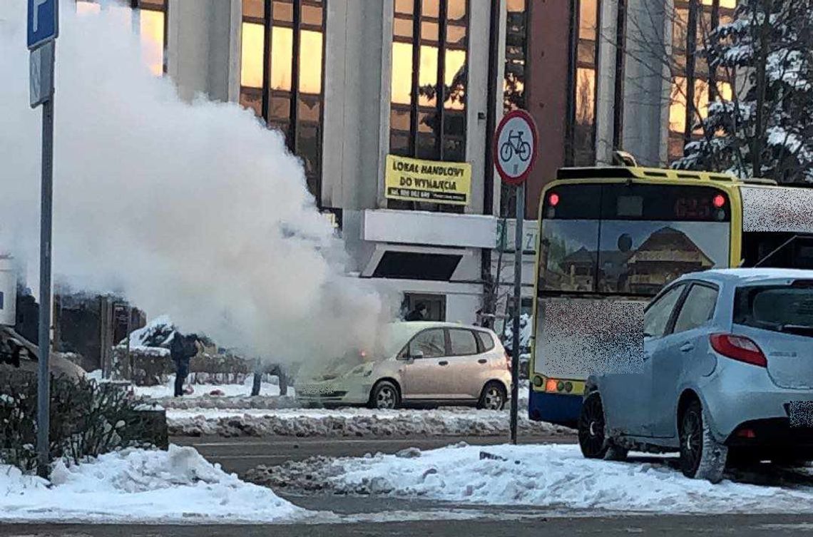 Seria pożarów pojazdów, poszukiwany i wniosek do UFG