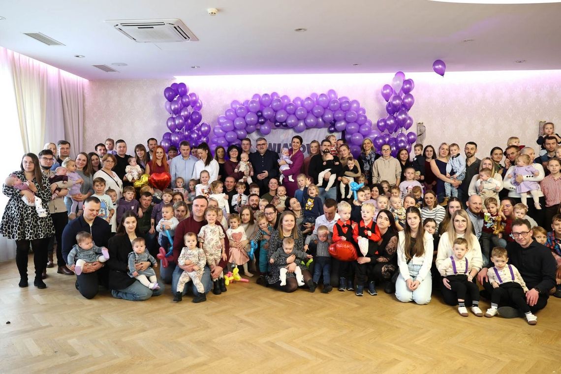 Siła i determinacja w walce o życie. Obchody Światowego Dnia Wcześniaka w Bochni Siła i determinacja w walce o życie. Obchody Światowego Dnia Wcześniaka w Bochni