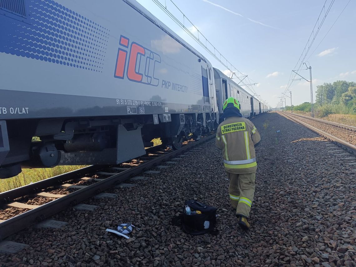 Śmiertelne potrącenie osoby przez pociąg pod Bochnią. Ruch pociągów w kierunku Tarnowa wstrzymany!