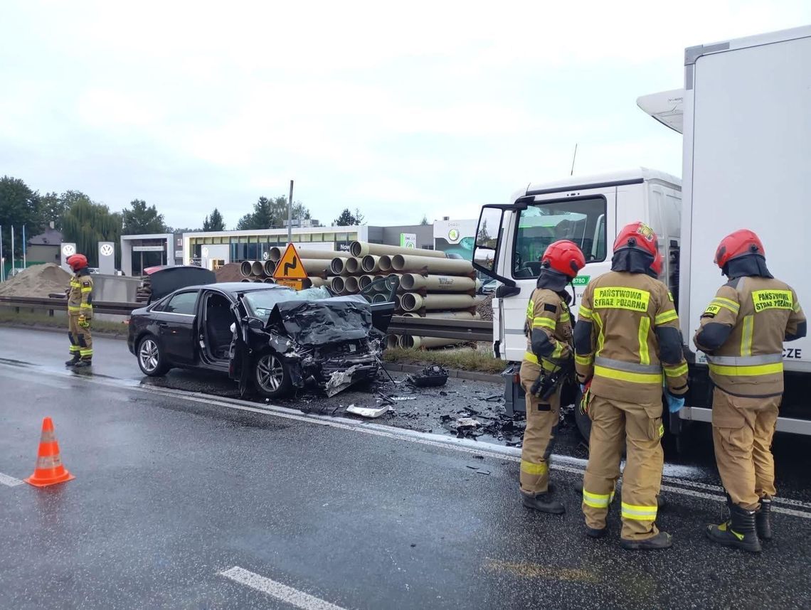 Śmiertelny wypadek na DK94 w Wieliczce. 29-letni kierowca Audi zmarł w szpitalu Śmiertelny wypadek na DK94 w Wieliczce. 29-letni kierowca Audi zmarł w szpitalu