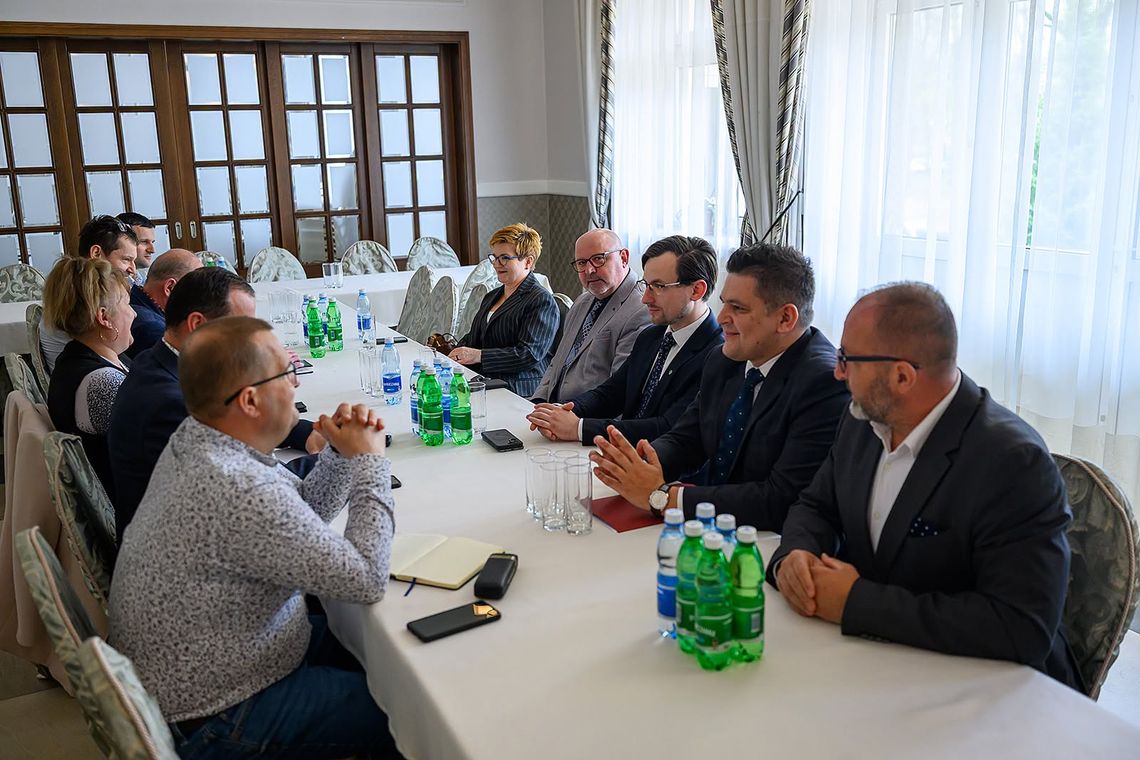 Spotkanie w sprawie przyszłości Grupy Azoty. Związki biją na alarm