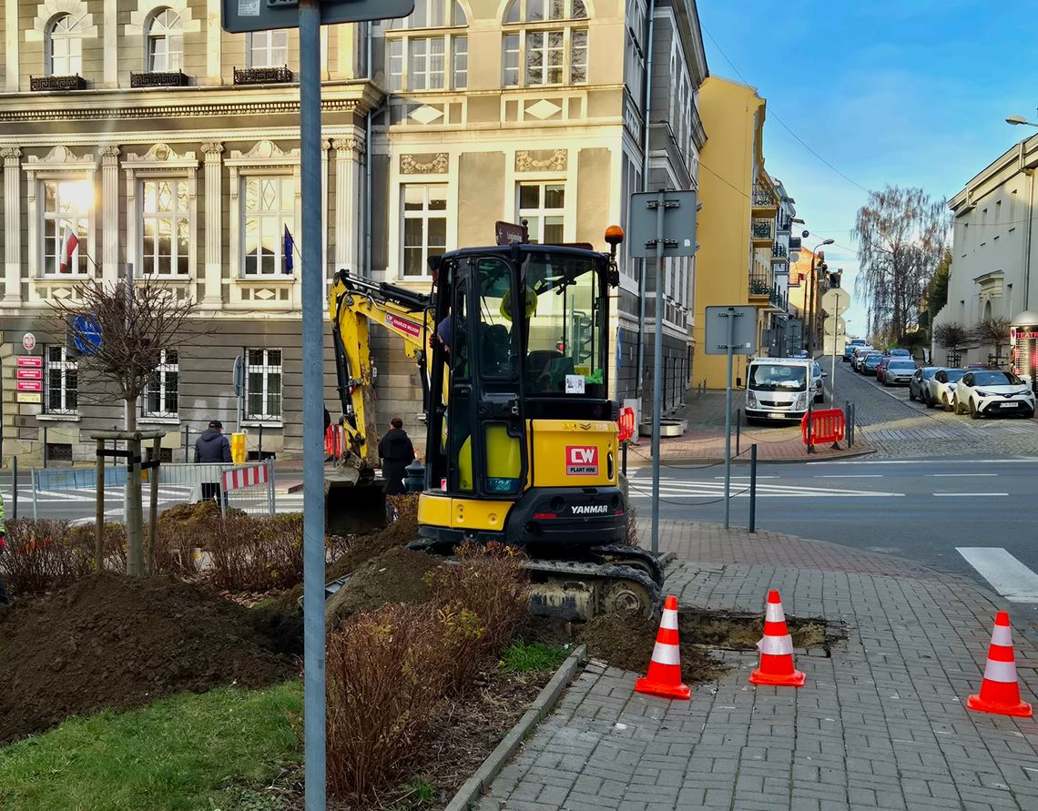 Stałe światła zamiast tymczasowych przy Mickiewicza w Tarnowie