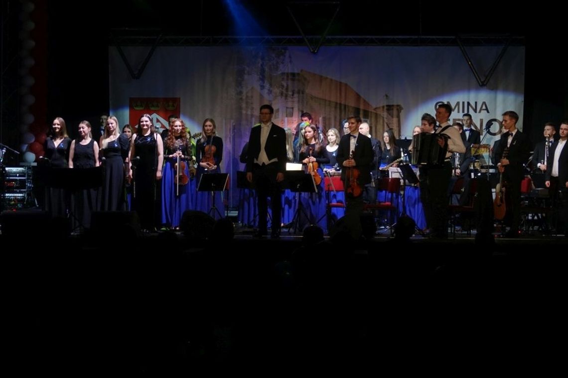 Sukces koncertu charytatywnego „Gmina Dębno dla Ukrainy”
