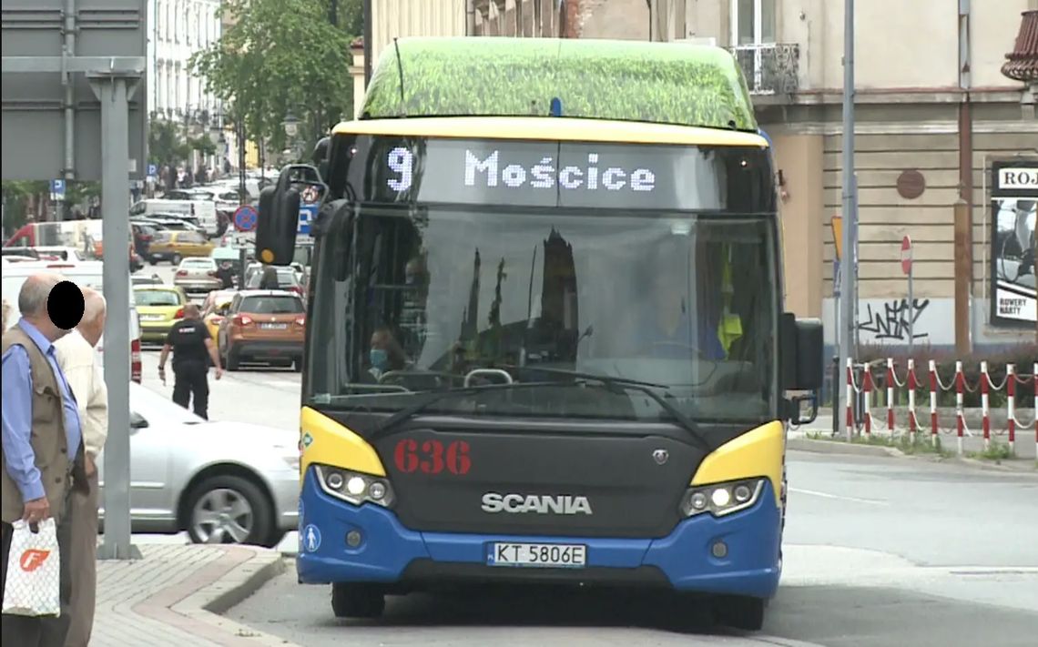 Tarnów. 19-letni amator miejskich autobusów… z zarzutami