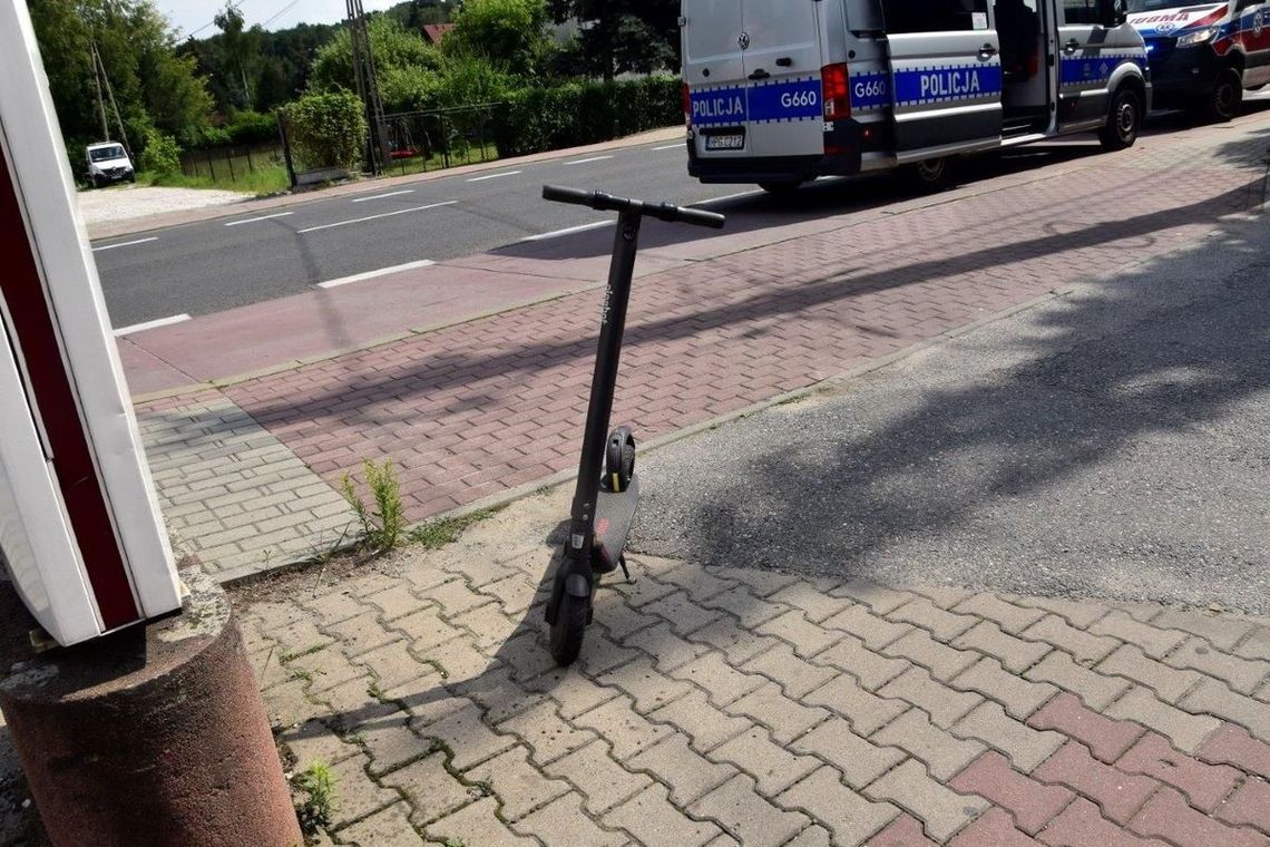 Tarnów. 62-latka potrąciła użytkownika hulajnogi. Mężczyzna trafił do szpitala