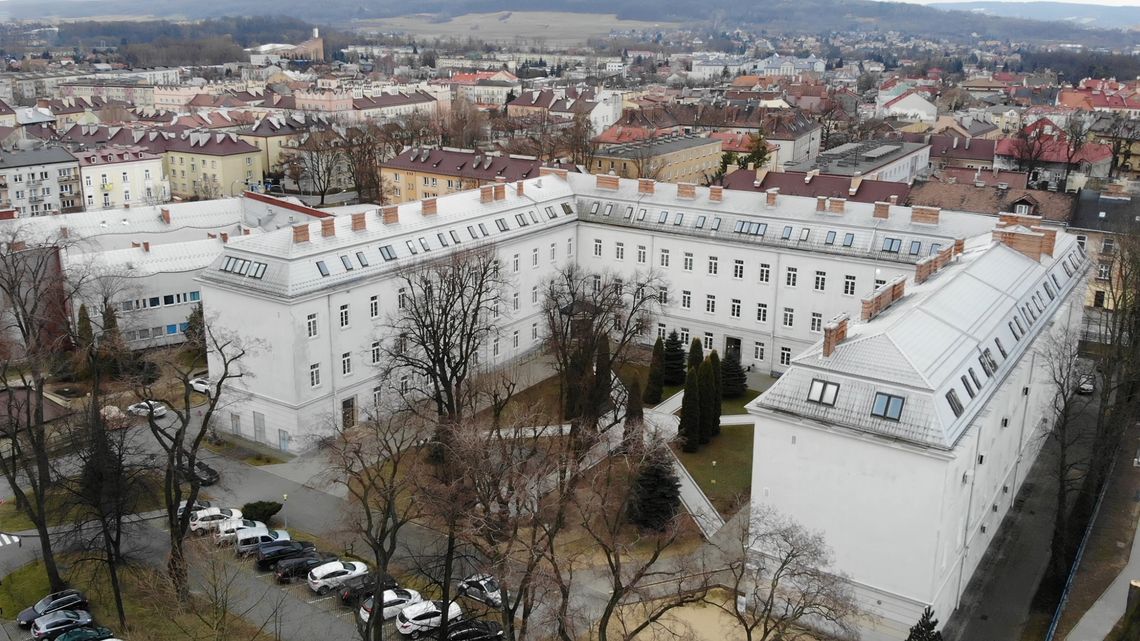 Tarnów. Kurs języka polskiego dla Ukraińców, którzy chcą studiować na polskich uczelniach. КУРС ПОЛЬСЬКОЇ МОВИ ДЛЯ ПІДГОТУВАННЯ ДО НАВЧАННЯ В ПОЛЬСЬКИХ УНІВЕРСИТЕТАХ