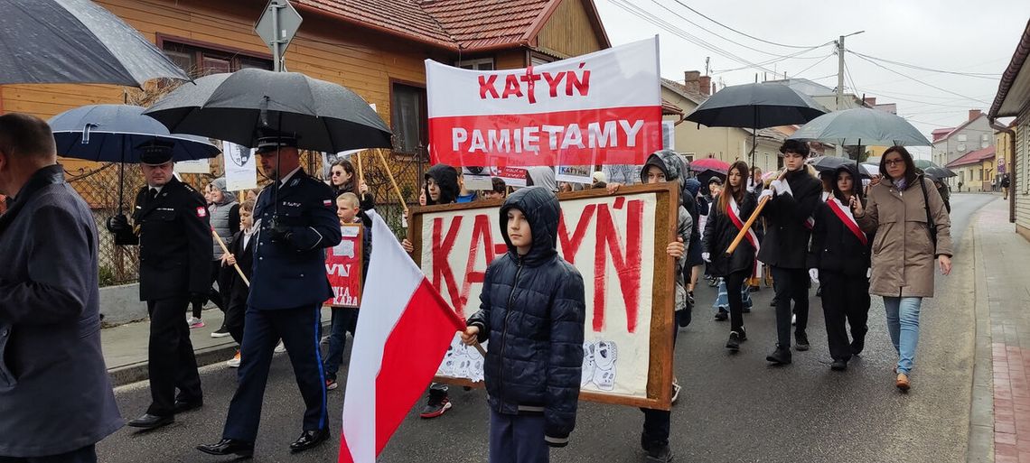 Uczcili pamięć rodaków zamordowanych w Katyniu