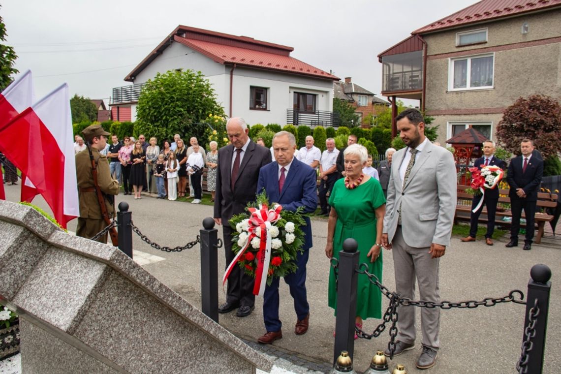Uroczystości upamiętniające poległych harcerzy w Białej