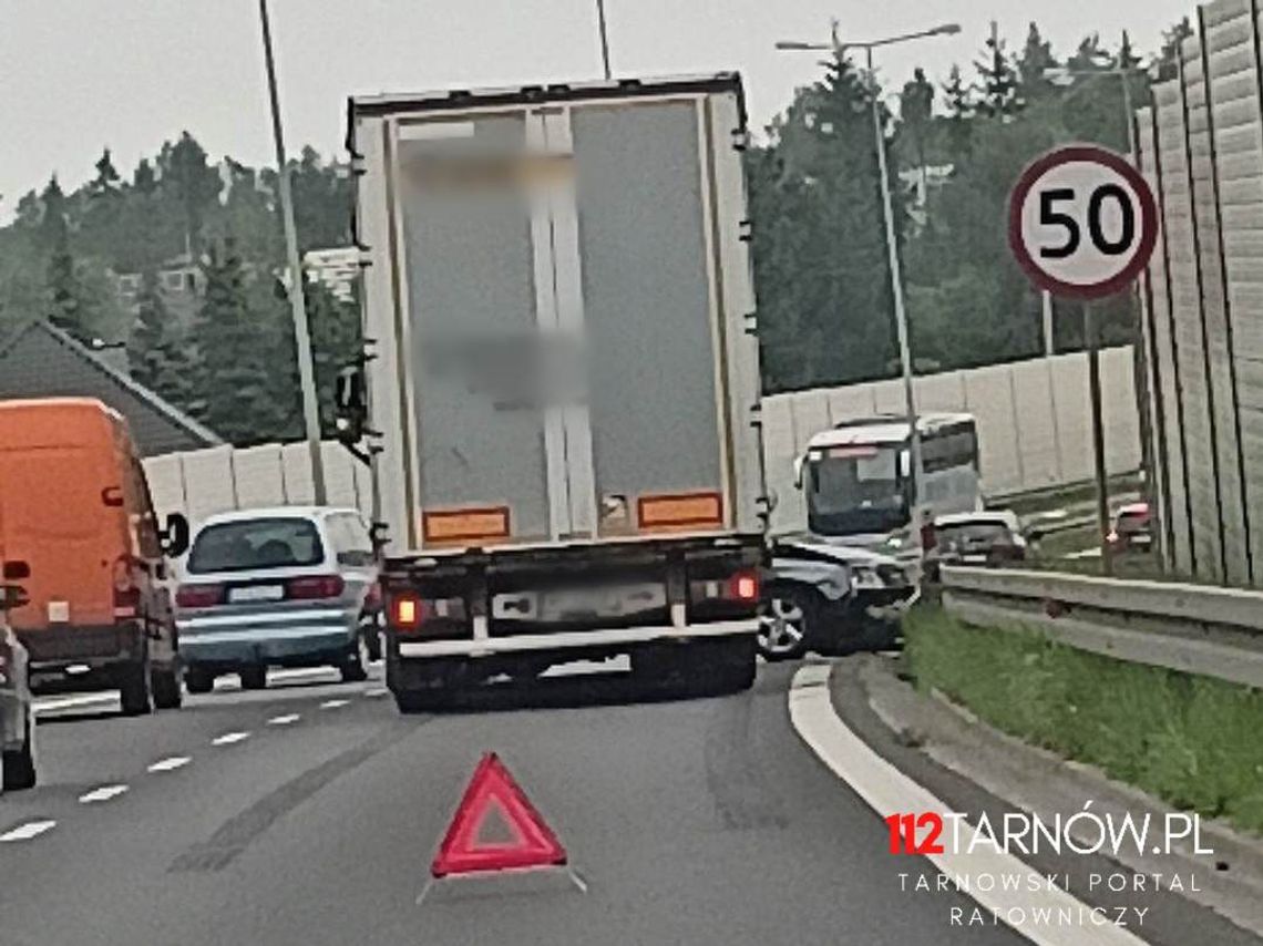 Były utrudnienia na wyjeździe z Tarnowa w kierunku Lisiej Góry