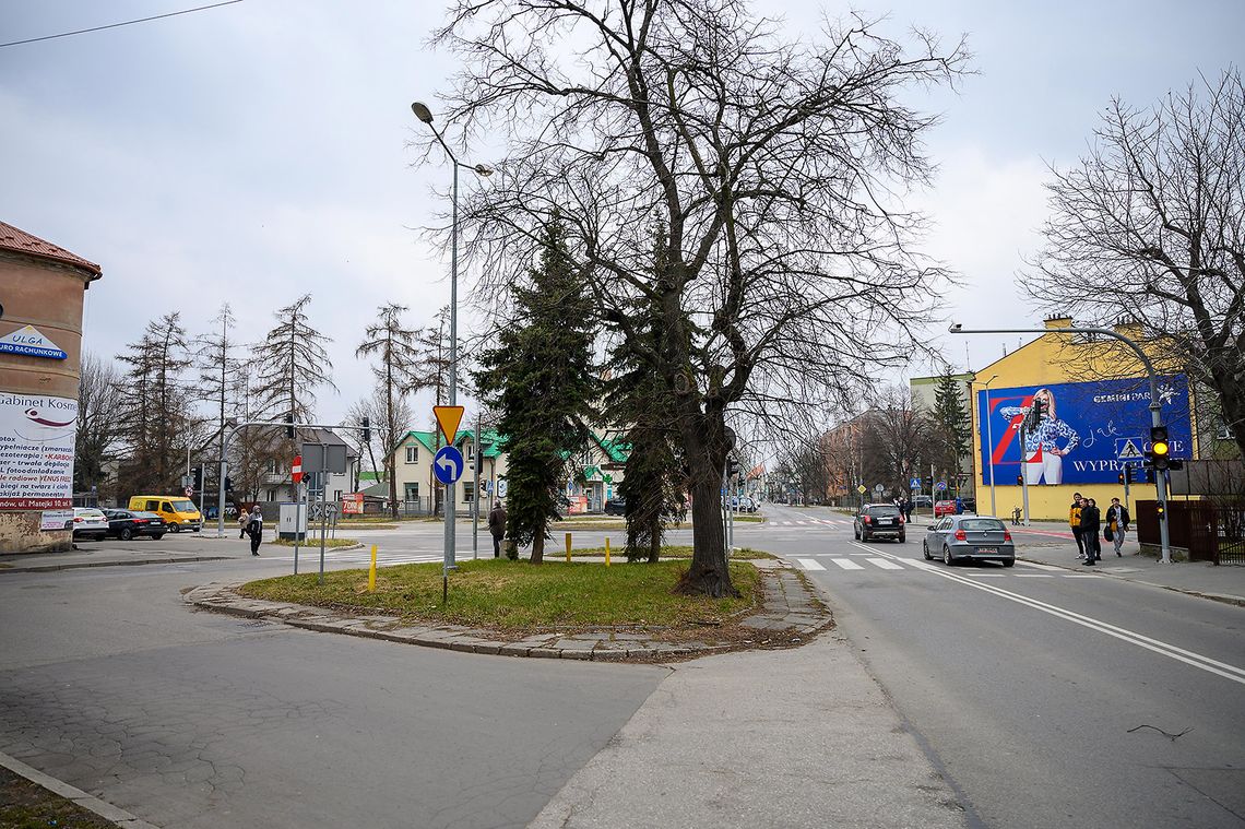 Utrudnienia w centrum Tarnowa. Zmieniono organizację ruchu na czas remontu jednej z ulic