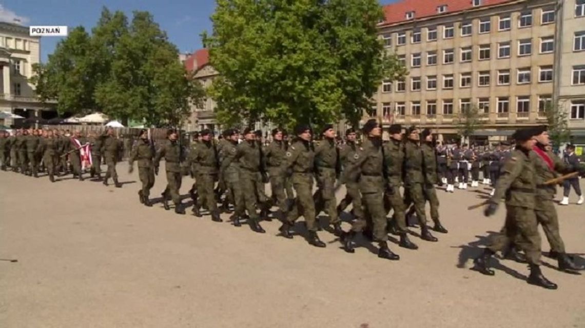 W całym kraju odbyły się obchody Święta Wojska Polskiego