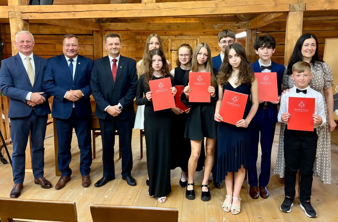 W gminie Ryglice rozdano stypendia
