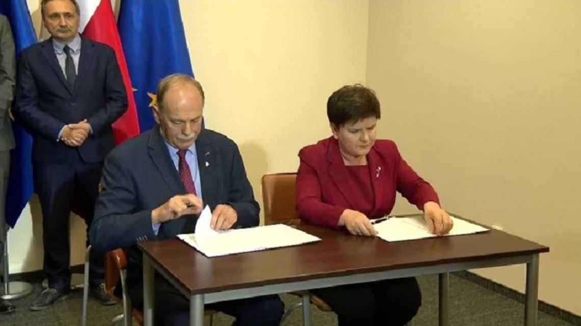 Wicepremier Szydło podpisała porozumienie z Solidarnością