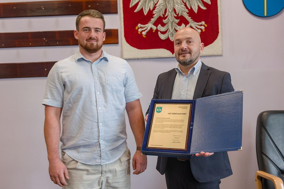 Wyjątkowy gest odwagi mieszkańca Przyborowa. Niósł pomoc potrąconemu przez samochód ciężarowy