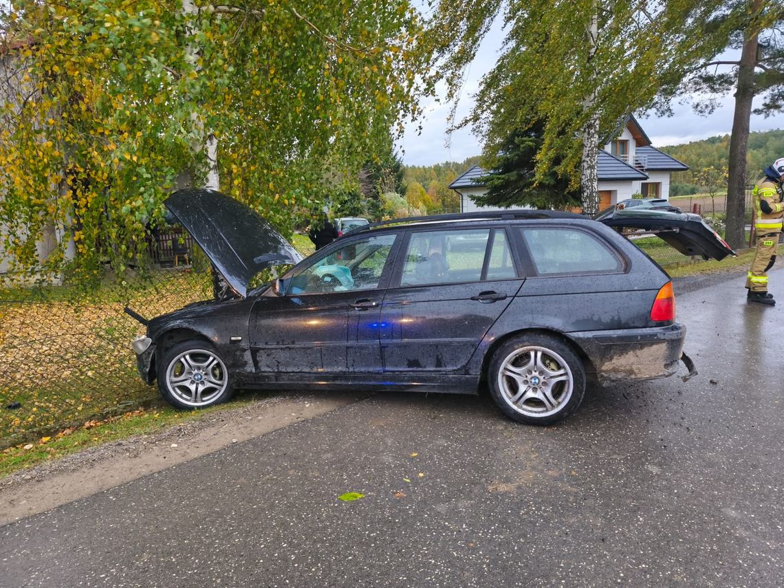 Wypadek BMW w Zalasowej. Jedna osoba została poszkodowana Wypadek BMW w Zalasowej. Jedna osoba została poszkodowana