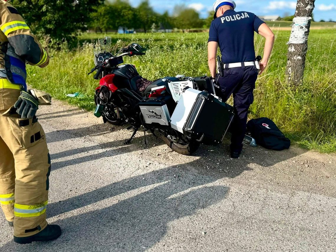 Wypadek motocykla i samochodu w Kowalowej. Kierujący jednośladem został ranny Wypadek motocykla i samochodu w Kowalowej. Kierujący jednośladem został ranny