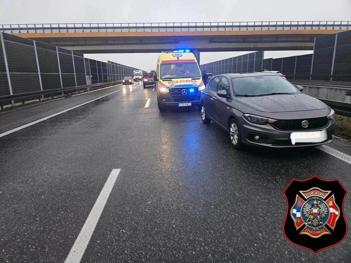 Wypadek na A4 pod Bochnią. Poderwano śmigłowiec LPR