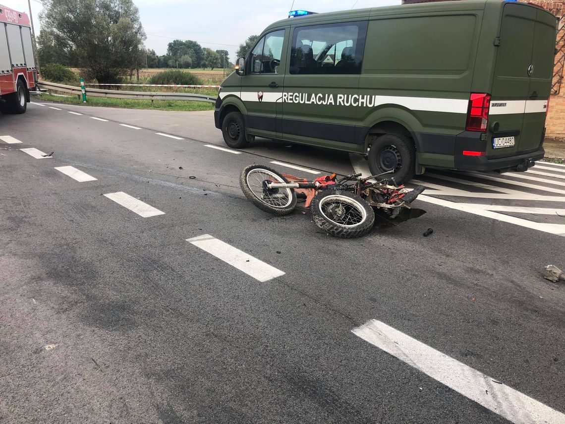 Wypadek samochodu ciężarowego z motocyklem w Radwanie