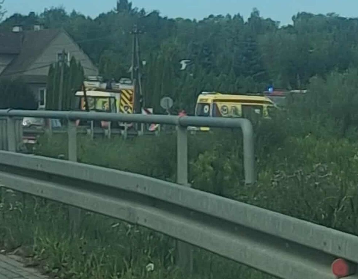 Wypadek w Jurkowie. Są osoby poszkodowane