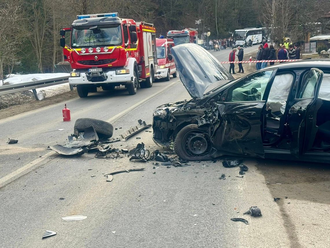Wypadek w powiecie tatrzańskim. Jedna osoba trafiła do szpitala