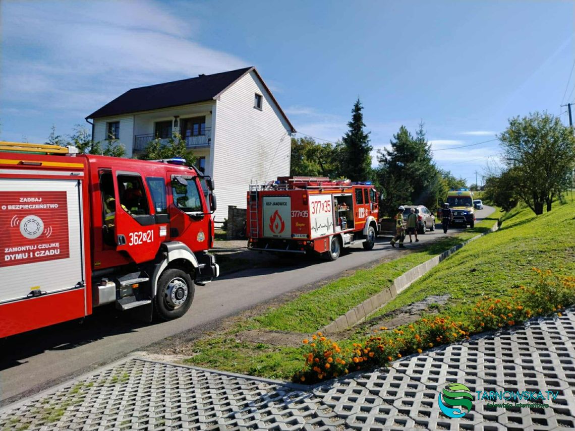 Wypadek z udziałem samochodu osobowego z przyczepą i skutera w Lubince. Kierujący jednośladem w szpitalu!