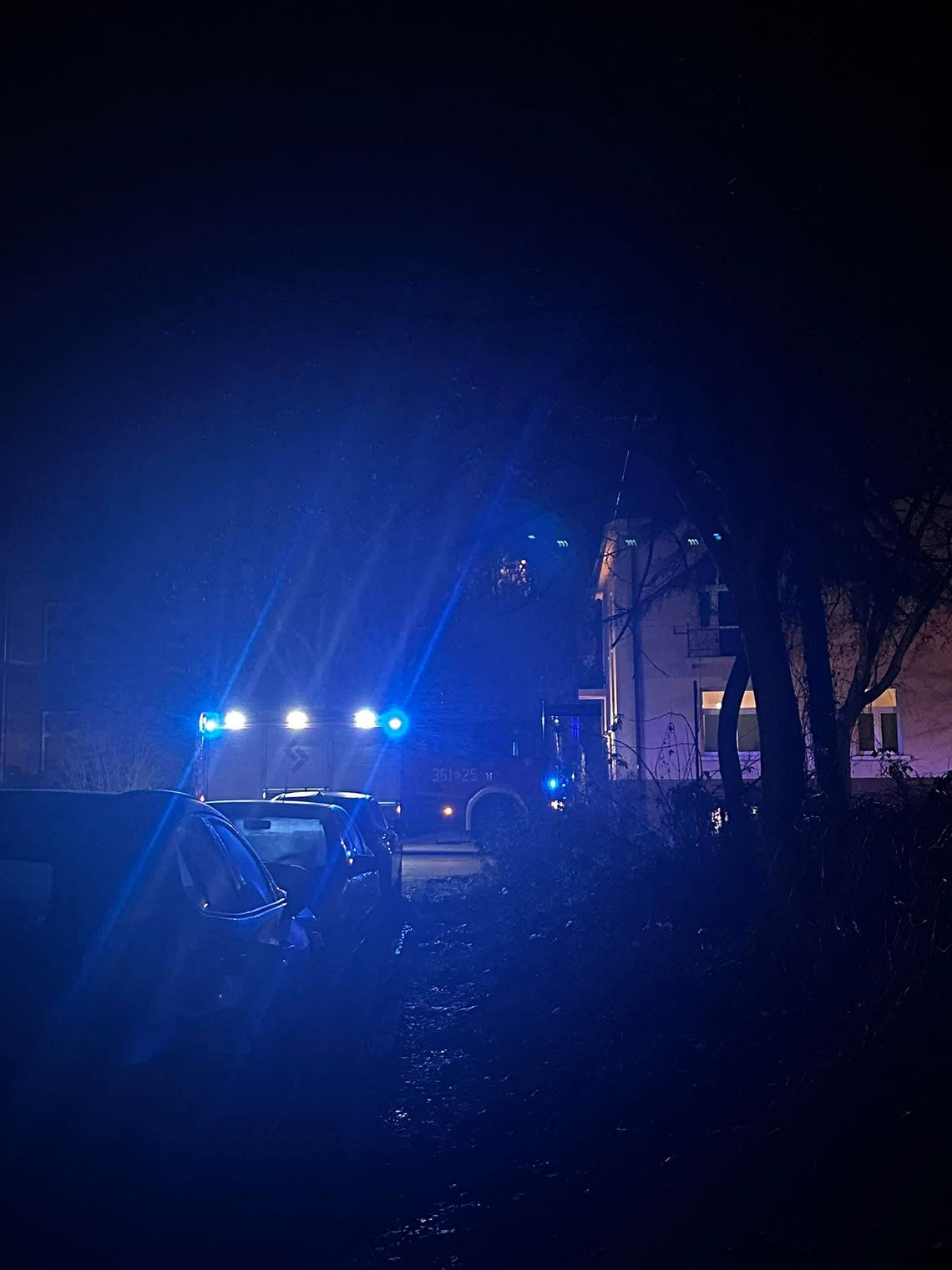 Wysokie stężenie czadu w mieszkaniu przy Powstańców Warszawy w Tarnowie. Jedna osoba w szpitalu!