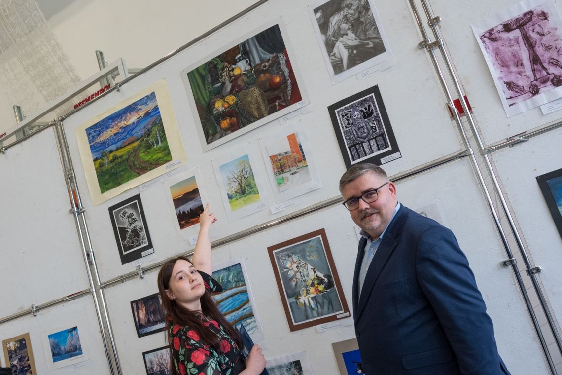 XII Ogólnopolski Konkurs Plastyczny „Świat wokół mnie” XII Ogólnopolski Konkurs Plastyczny „Świat wokół mnie”