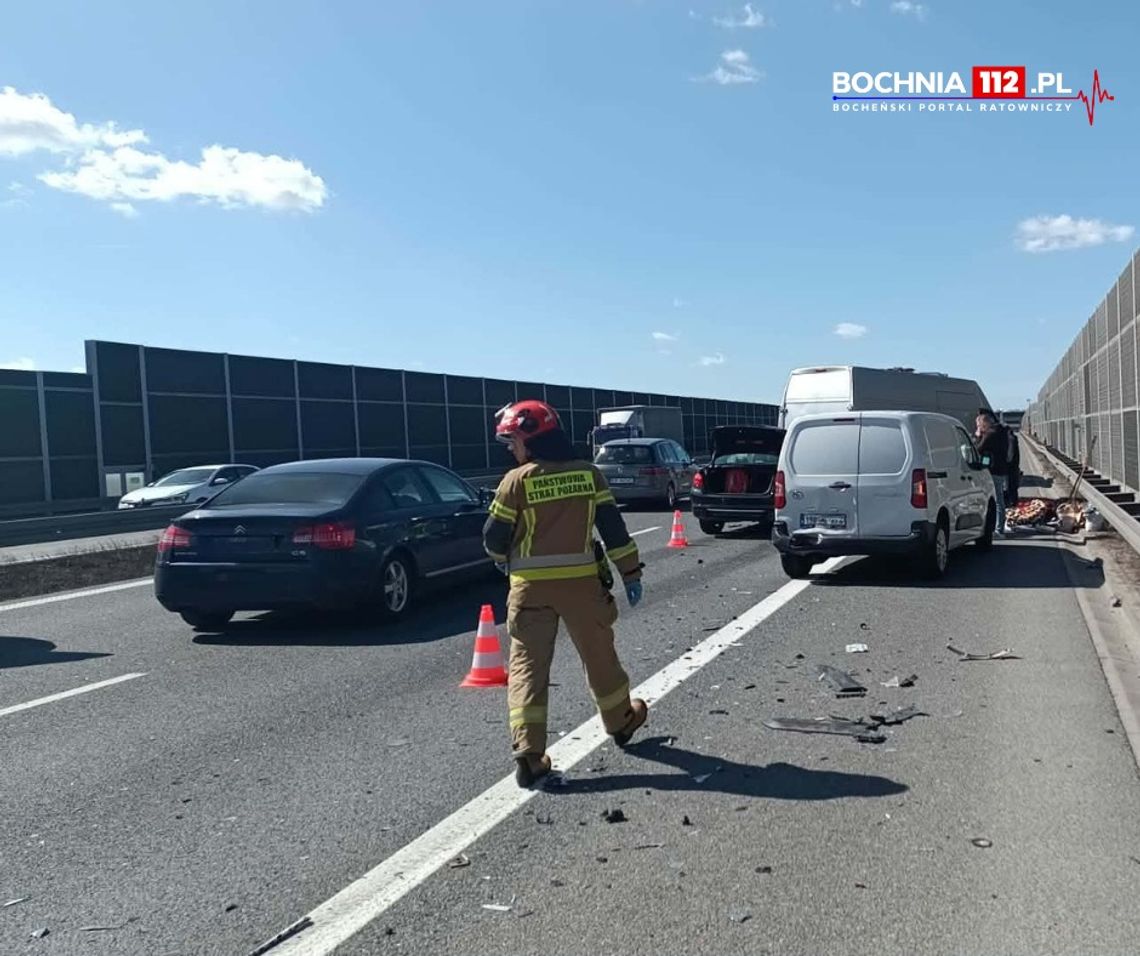 Zdarzenie na A4 pod Bochnią. Cztery pojazdy zderzyły się w kierunku Krakowa