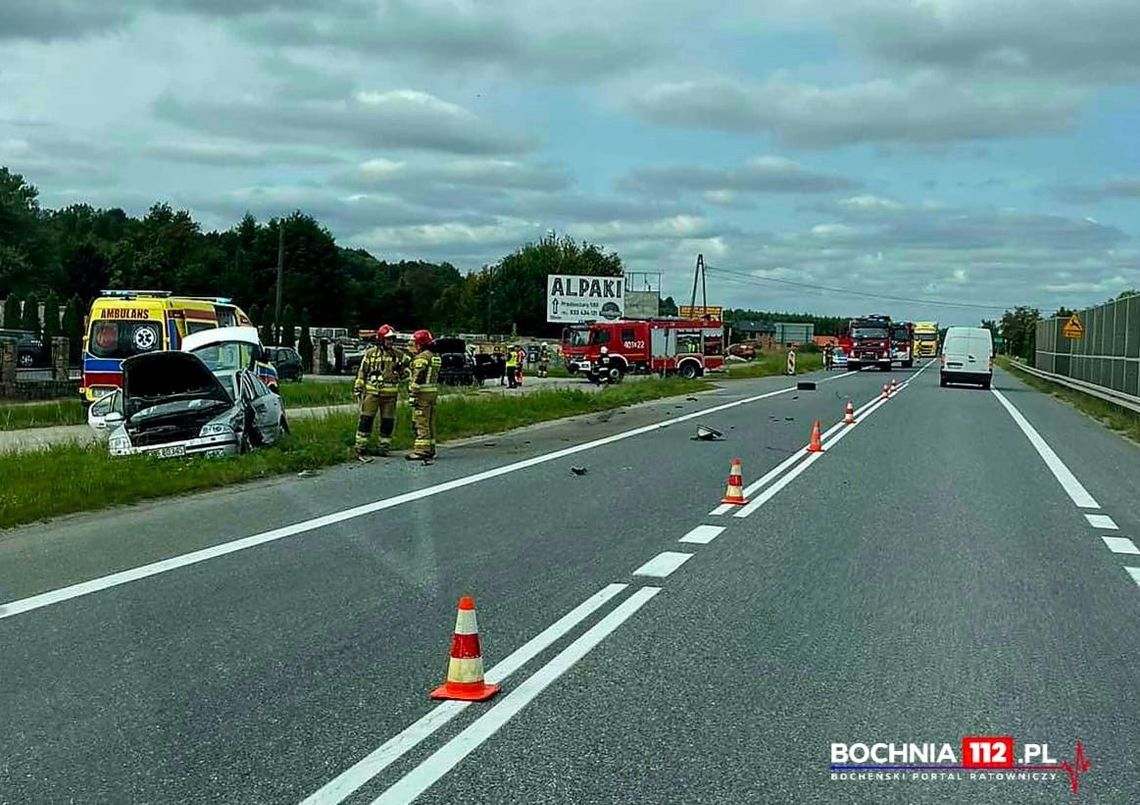 Zderzenie dwóch samochodów pomiędzy Brzeskiem i Bochnią