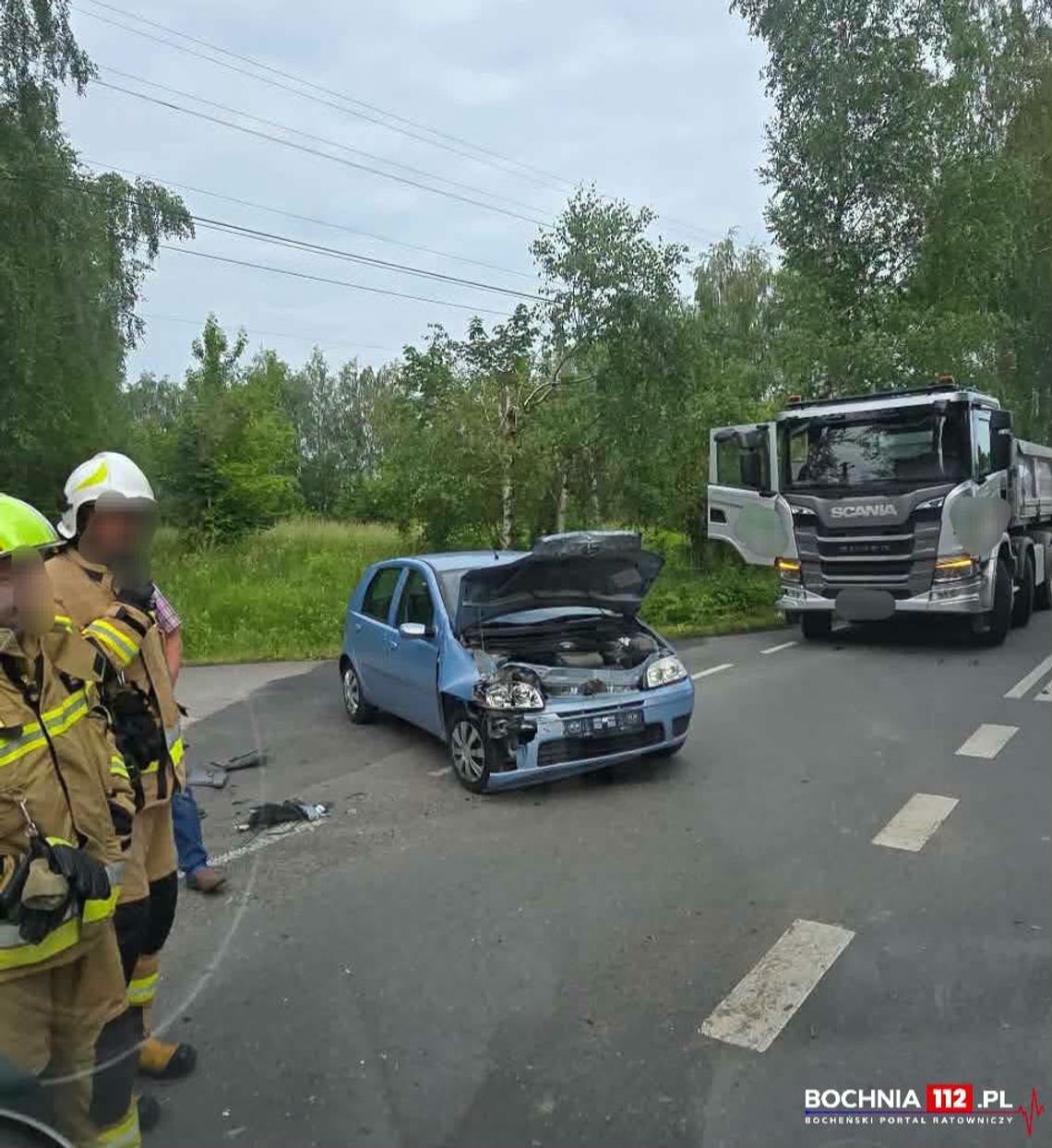 Zderzenie samochodu osobowego z ciężarowym. Dziecko trafiło do szpitala Zderzenie samochodu osobowego z ciężarowym. Dziecko trafiło do szpitala