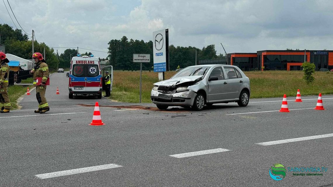 Zderzenie skody z lawetą na DK 94 w Ładnej