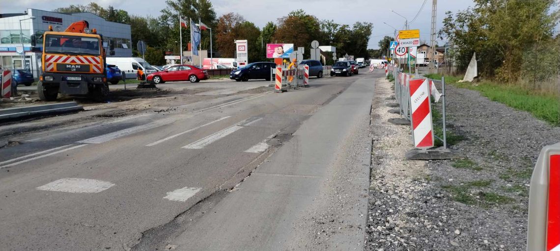 Zmiana organizacji ruchu na remontowanym odcinku Tuchowskiej w Tarnowie