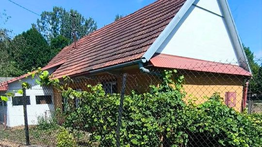 Dom w Samocicach z działką 18,49 ara