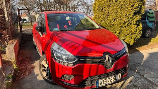 RENAULT CLIO 1.2 16V Limited 2018