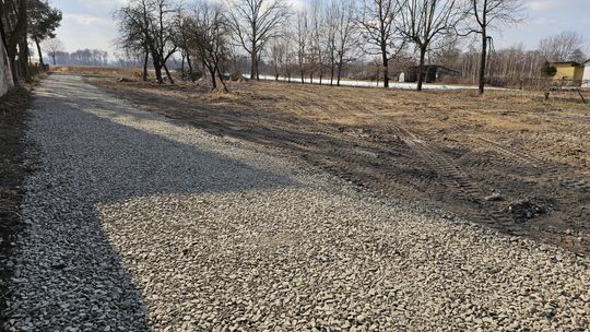 Sprzedam działkę budowlaną Adamierz