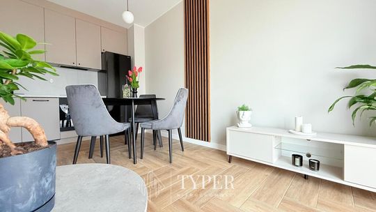 UMEBLOWANE MIESZKANIE – ZBYLITOWSKA GÓRA