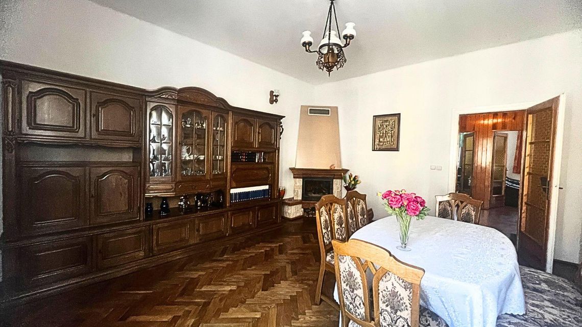 Dwupoziomowe mieszkanie w kamienicy | ul. Sowińskiego, Tarnów | ok. 130 m² Dwupoziomowe mieszkanie w kamienicy | ul. Sowińskiego, Tarnów | ok. 130 m²