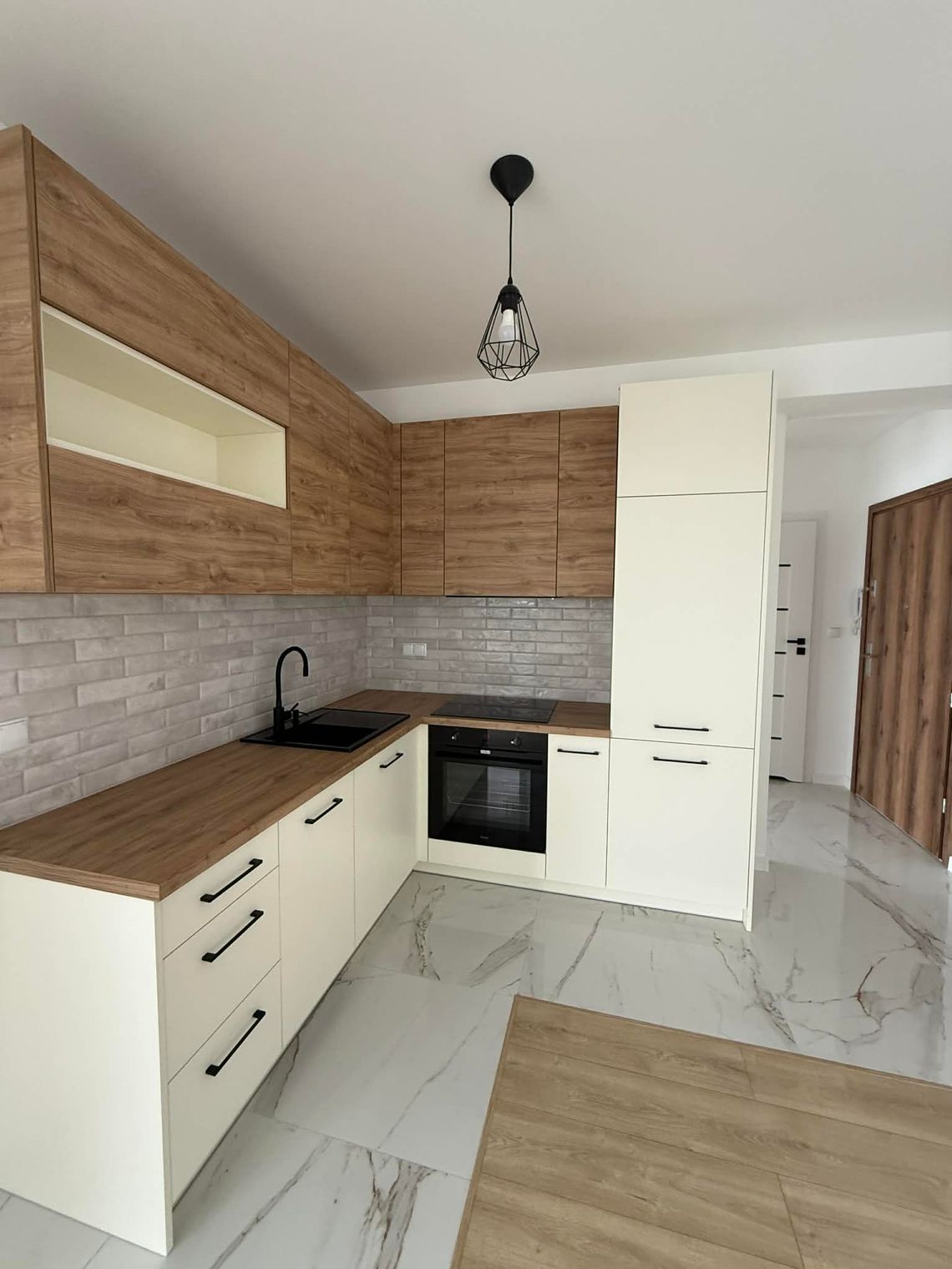 Mieszkanie z tarasem do  wynajęcia w Tarnowie ul. Szujskiego