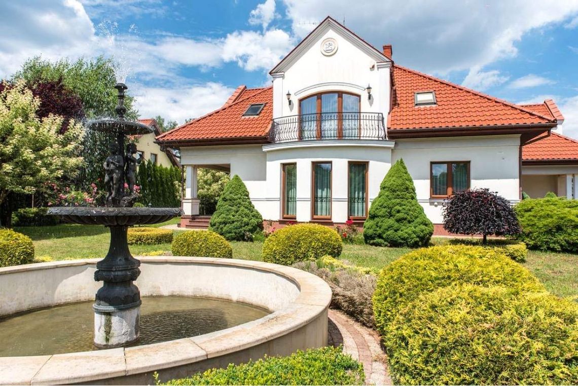 Wyjątkowy dom z ogrodem w Koszycach Małych Wyjątkowy dom z ogrodem w Koszycach Małych