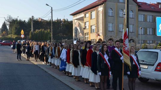 Gminne oświatowe obchody Święta Niepodległości połączone z Dniem Patrona oraz Dniem Otwartym Szkoły "u Mistrza Paderewskiego" 9 listopada 2018 roku