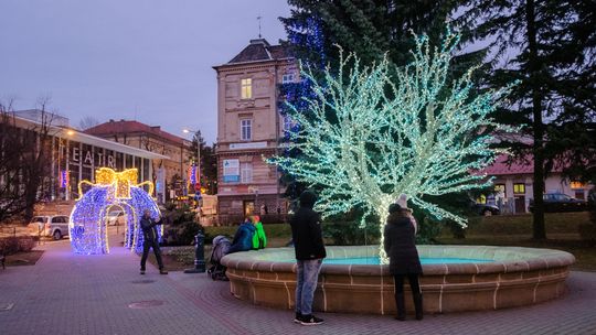 Iluminacje świąteczne w Tarnowie [ZDJĘCIA]