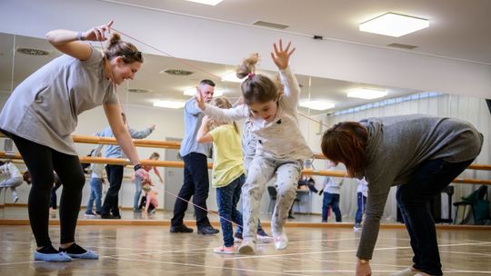 Zaczarowany Teatr Wyobraźni - warsztaty rodzinne w CSM [ZDJĘCIA]