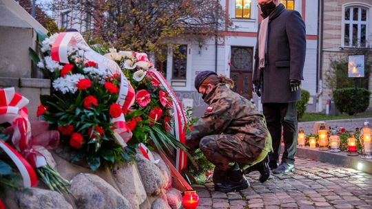 Tarnowskie obchody 102. rocznicy odzyskania niepodległości przez Polskę [ZDJĘCIA]