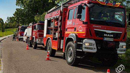 Zadymienie na poddaszu budynku mieszkalnego w Swoszowej, 27.05.2021 r., ok. 7.00 [ZDJĘCIA]