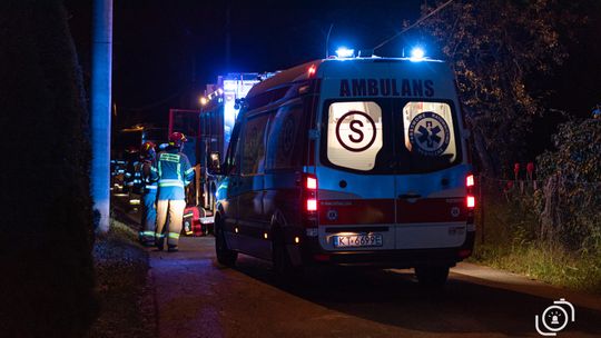 Zderzenie osobówki z autobusem w Tarnowie, 26.08.2021 r.[ZDJĘCIA]