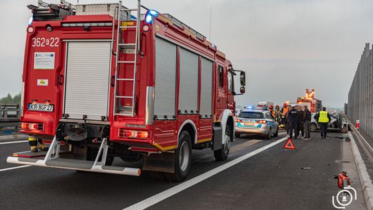 Zdarzenie drogowe na A4, 27.09.2021 r., godz. 6.15 [ZDJĘCIA]