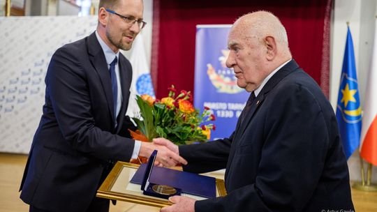 Ceremonia nadania tytułu Honorowego Obywatela Miasta Tarnowa dla Stanisława Majorka [zdjęcia]