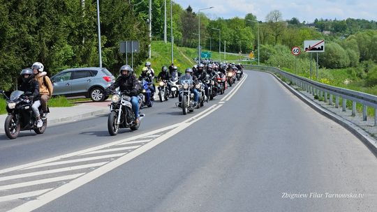 Motocykliści opanowali Tuchów [ZDJĘCIA]