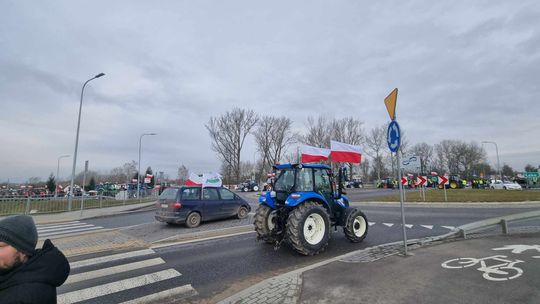 Protest w Gręboszowie, rolnicy blokowali most w Borusowej [ZDJĘCIA]